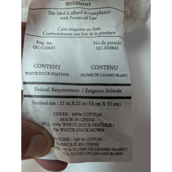 UGG Bliss Sherpa 21" x 21"  New White Duck Feather Blue white Pillow w/ Insert - Picture 4 of 6